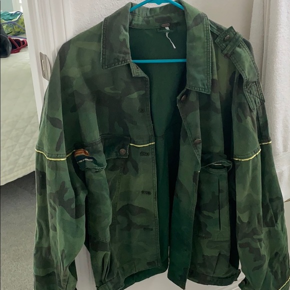 Free people camo bomber jacket - Picture 3 of 3